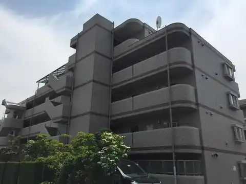 ベイ・セシル